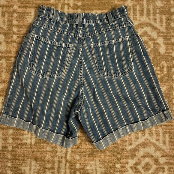 Striped Jean Short with Cuff Hem - Picture 3 of 3
